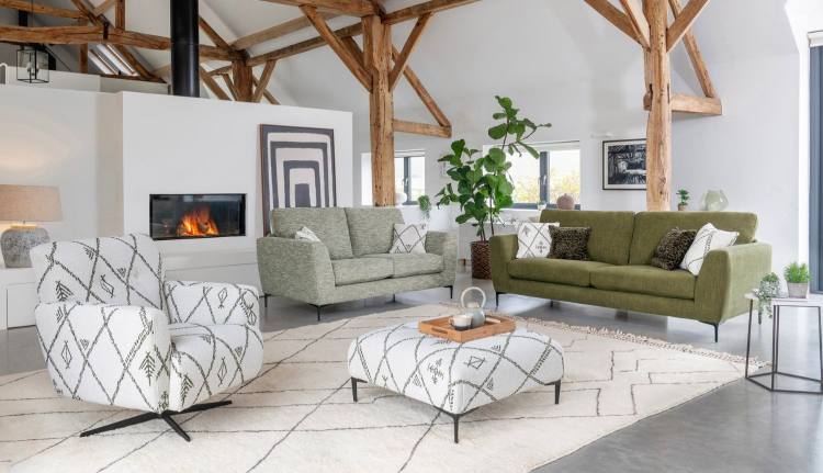 2 seater sofa (standard back) in fabric 5530, small scatter cushions in 5020