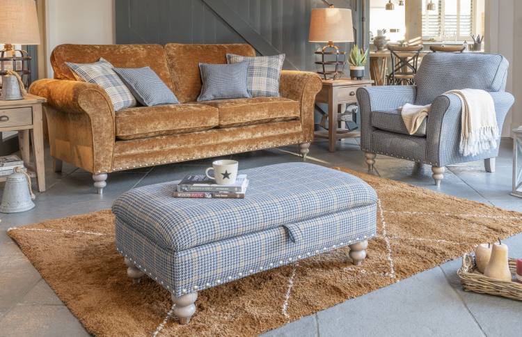 Alstons - Cleveland Sofa Collection