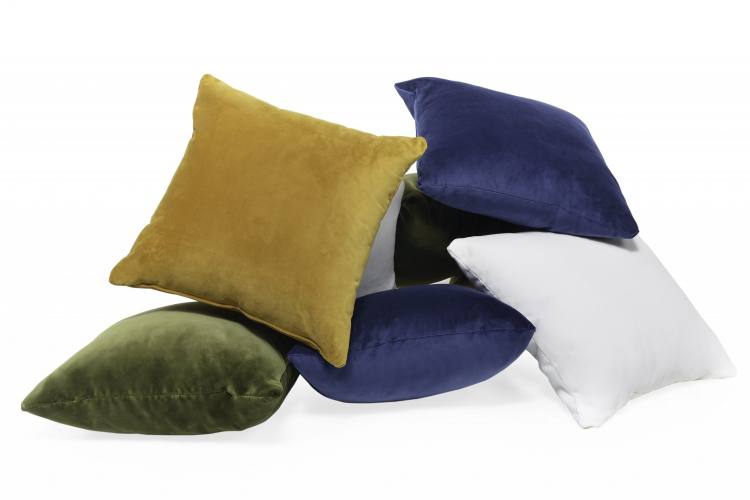 Scatter cushions available 