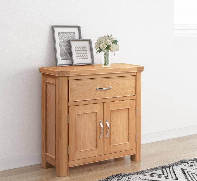 Bakewell Oak Compact Sideboard