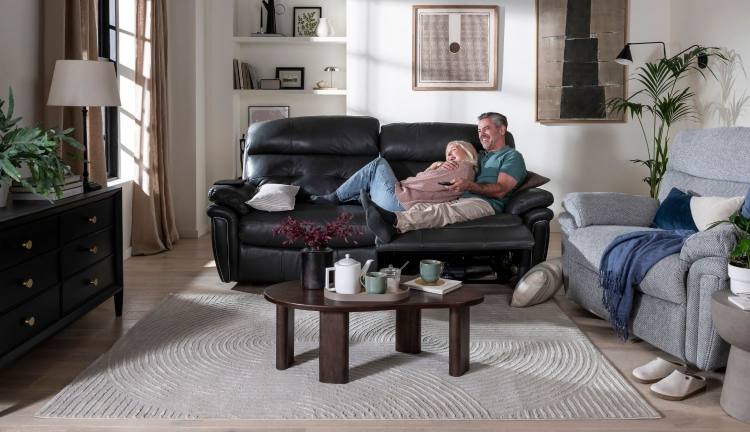 The La-Z-Boy Baxter sofa and recliner collection