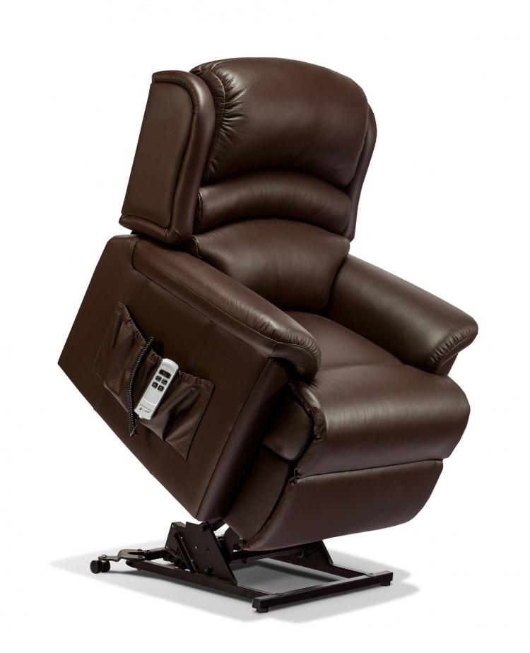 Recliner in Queensbury Chocolate